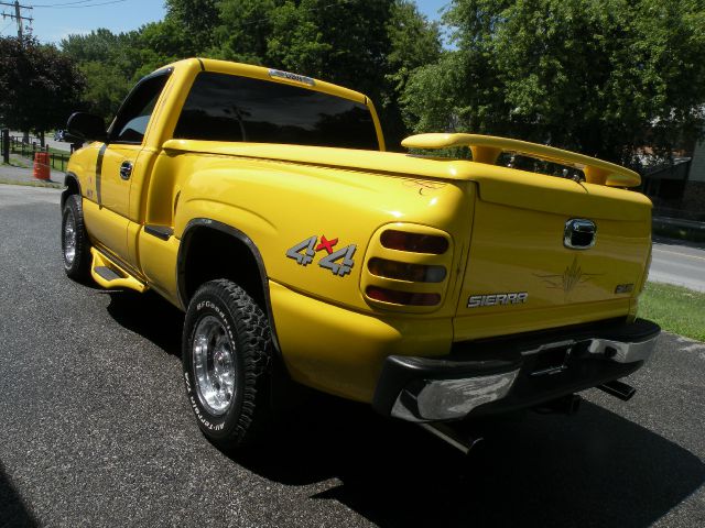 GMC Sierra 1500 2002 photo 2