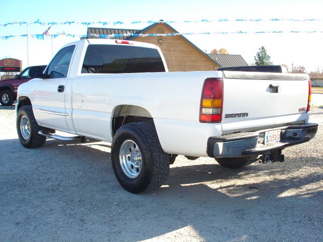 GMC Sierra 1500 2003 photo 3