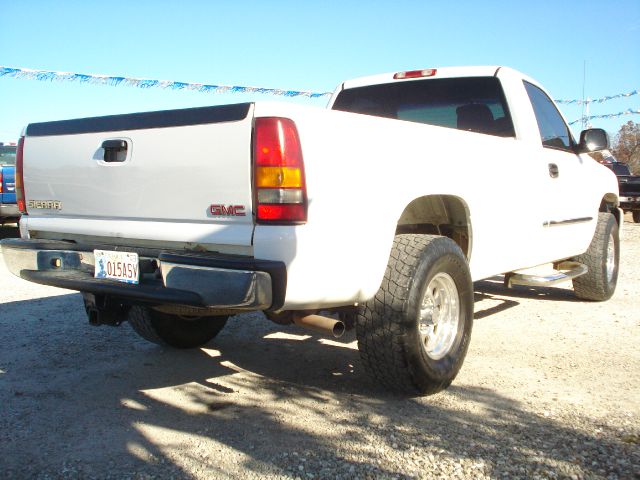 GMC Sierra 1500 2003 photo 4