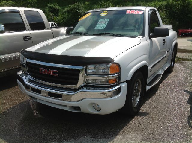 GMC Sierra 1500 2003 photo 2