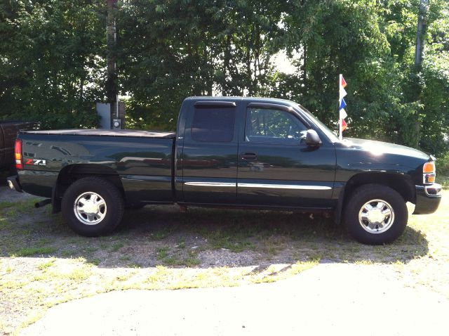 GMC Sierra 1500 2003 photo 2