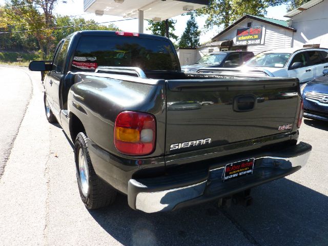 GMC Sierra 1500 2003 photo 2