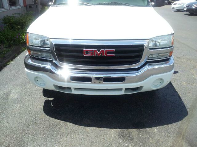 GMC Sierra 1500 2003 photo 2