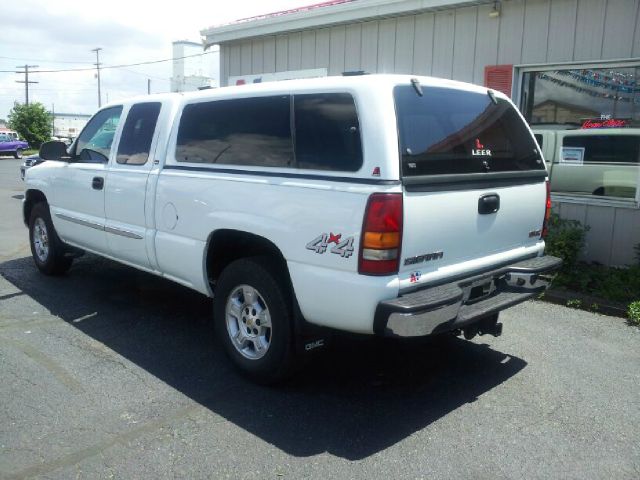 GMC Sierra 1500 2003 photo 3