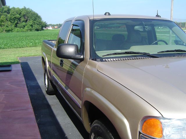 GMC Sierra 1500 2004 photo 4