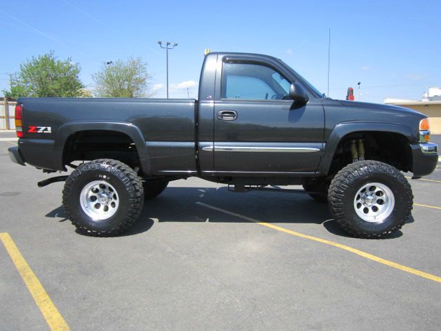 GMC Sierra 1500 2004 photo 3