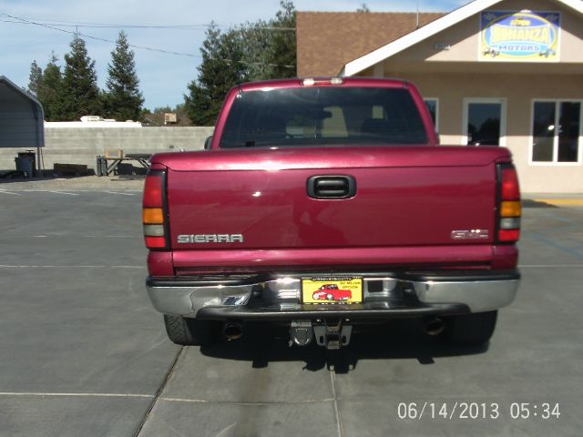 GMC Sierra 1500 RWD W/1se Pickup Truck