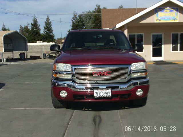 GMC Sierra 1500 2004 photo 2