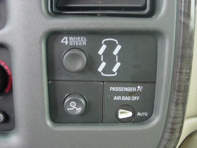 GMC Sierra 1500 2004 photo 0