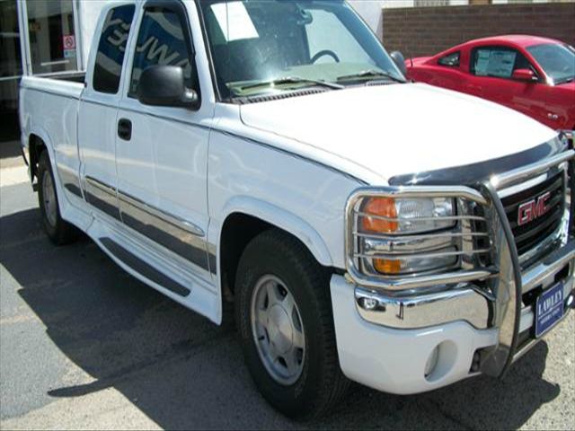 GMC Sierra 1500 2004 photo 2