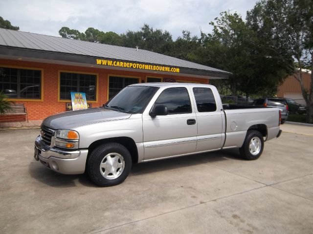 GMC Sierra 1500 2004 photo 1