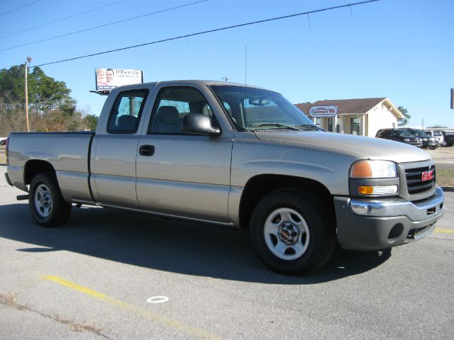 GMC Sierra 1500 2004 photo 1