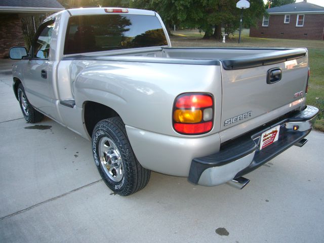 GMC Sierra 1500 2004 photo 1