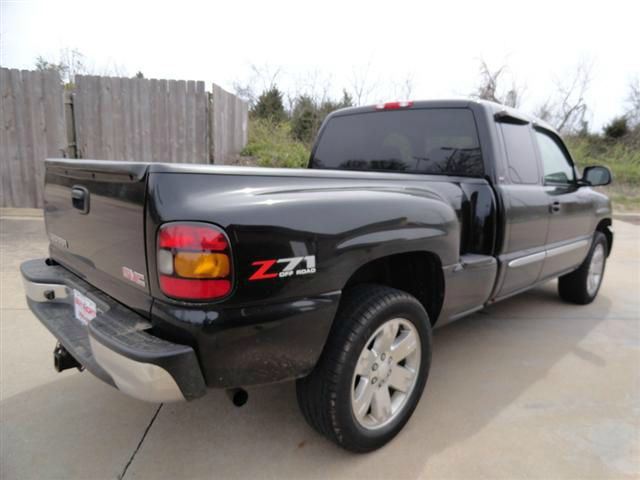 GMC Sierra 1500 2004 photo 8