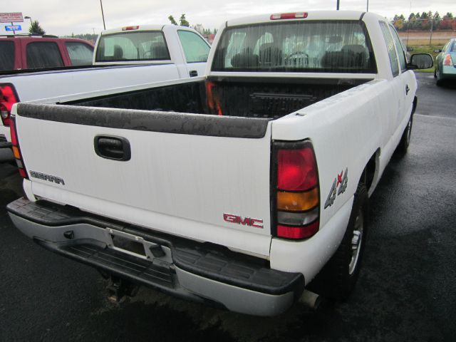 GMC Sierra 1500 2004 photo 1