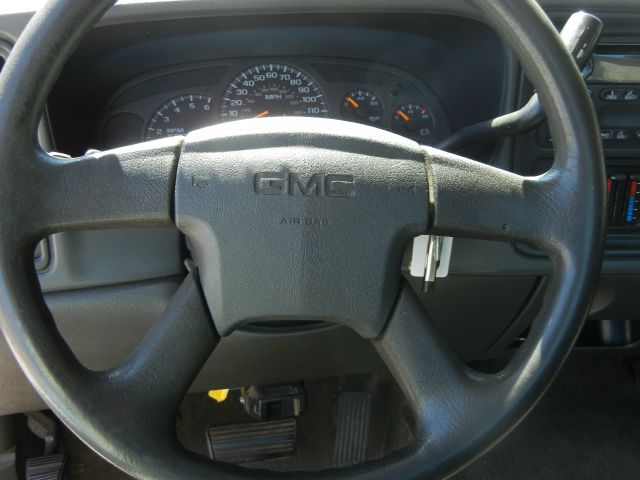 GMC Sierra 1500 2004 photo 9