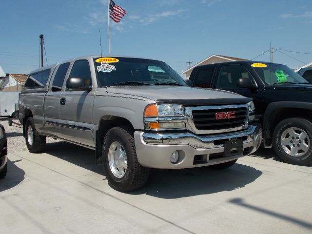 GMC Sierra 1500 2004 photo 3