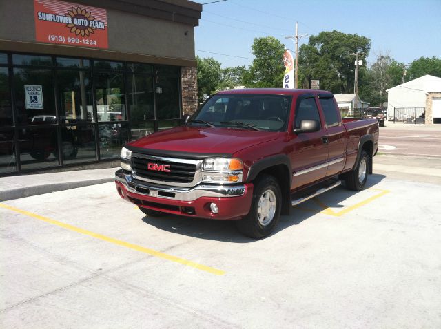 GMC Sierra 1500 2004 photo 3