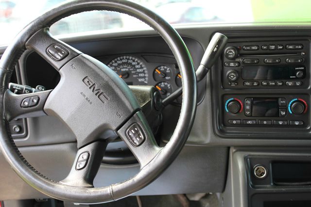 GMC Sierra 1500 2004 photo 11