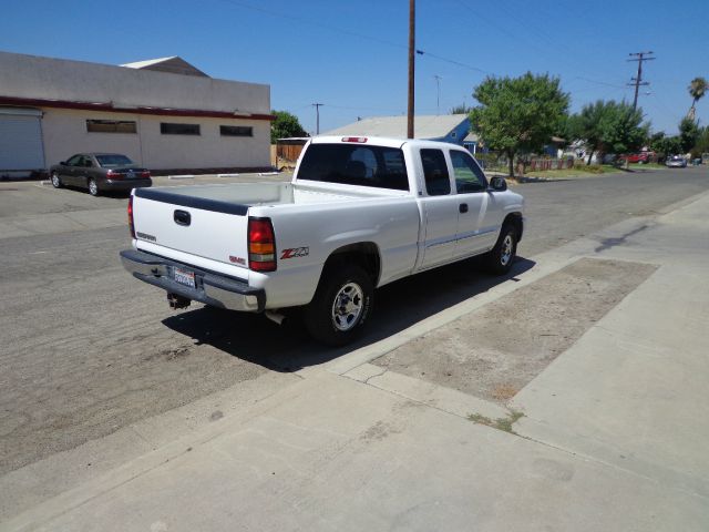 GMC Sierra 1500 LE Sedan Pickup Truck