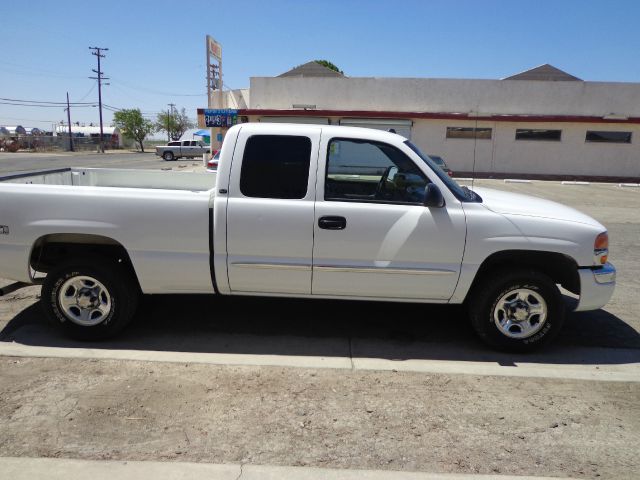 GMC Sierra 1500 2004 photo 1