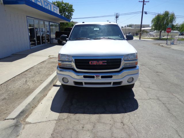 GMC Sierra 1500 2004 photo 3