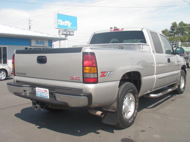 GMC Sierra 1500 2004 photo 2