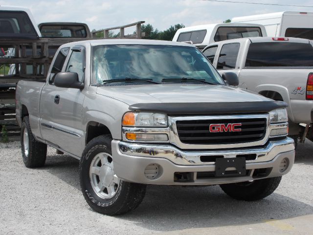 GMC Sierra 1500 Standard 4X4 Hardtop Pickup Truck