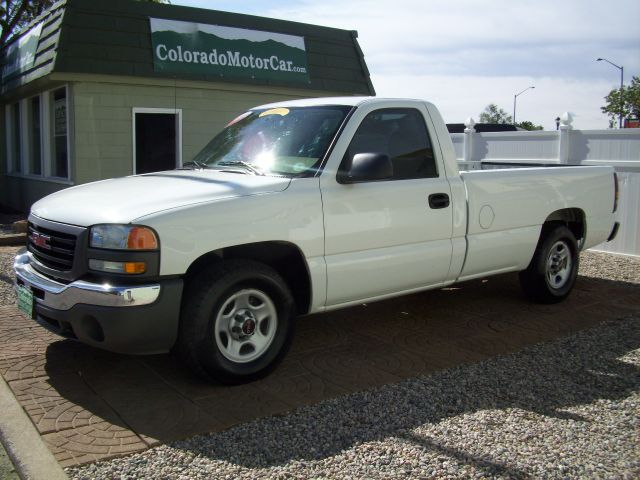 GMC Sierra 1500 2004 photo 2