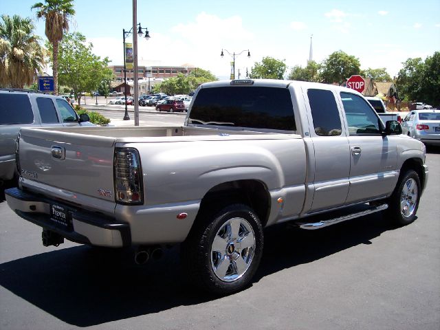 GMC Sierra 1500 LE Sedan Pickup Truck