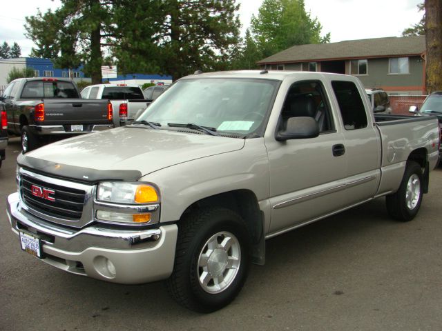 GMC Sierra 1500 2004 photo 4