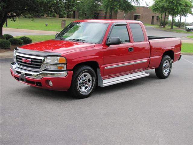 GMC Sierra 1500 2004 photo 2