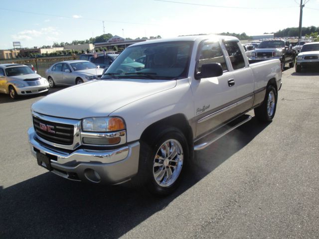 GMC Sierra 1500 2004 photo 3