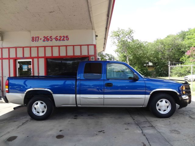 GMC Sierra 1500 L300 Sedan Pickup Truck