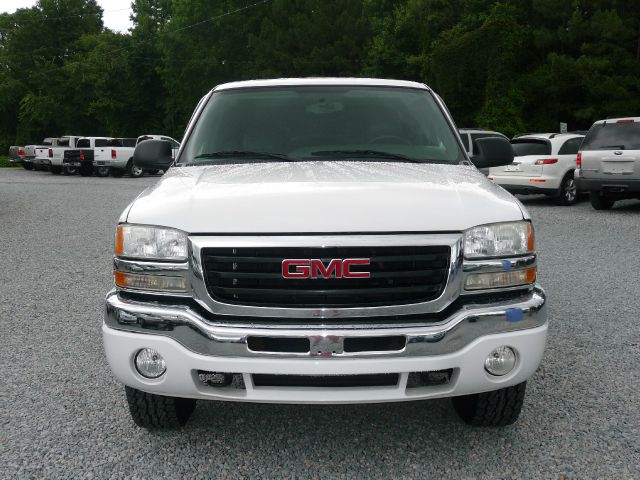 GMC Sierra 1500 2004 photo 3