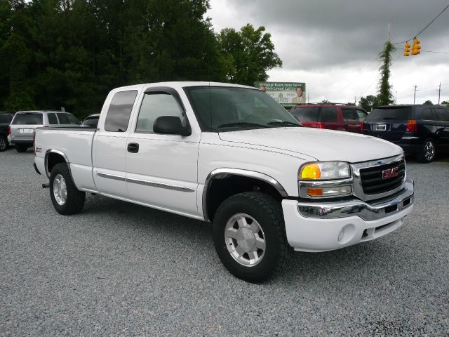 GMC Sierra 1500 2004 photo 4