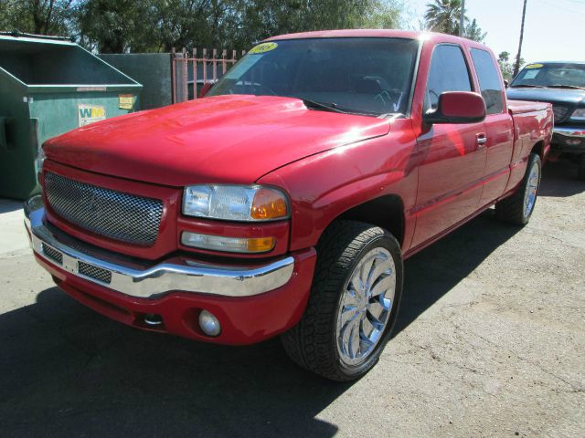 GMC Sierra 1500 2004 photo 2