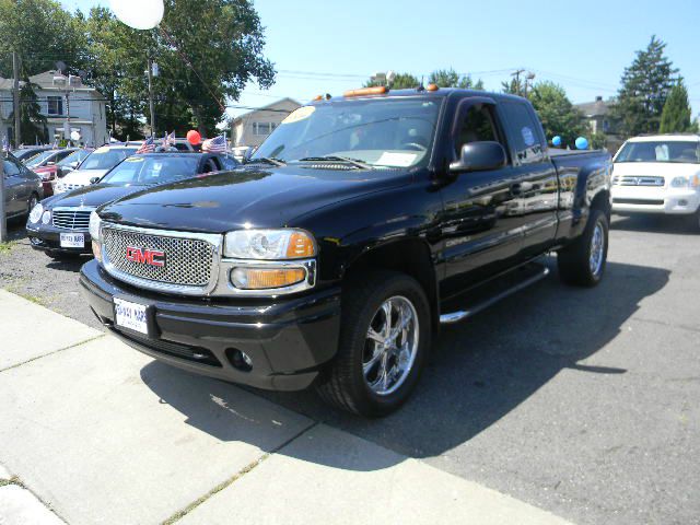 GMC Sierra 1500 2004 photo 2