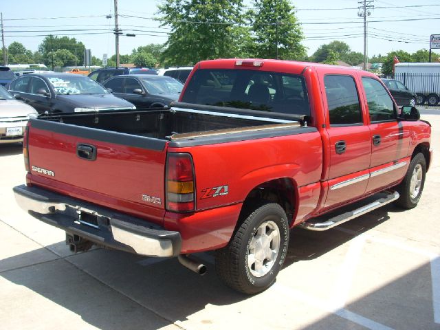 GMC Sierra 1500 2004 photo 1