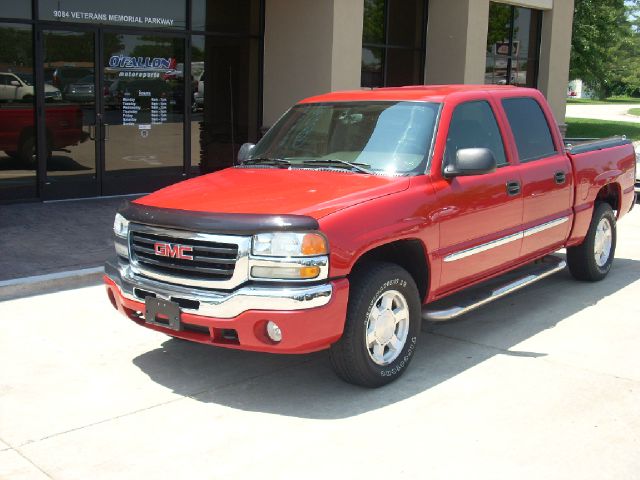 GMC Sierra 1500 2004 photo 2