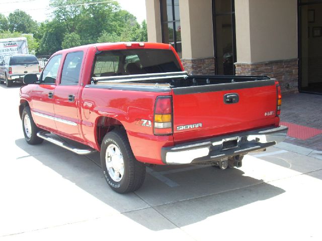 GMC Sierra 1500 2004 photo 3