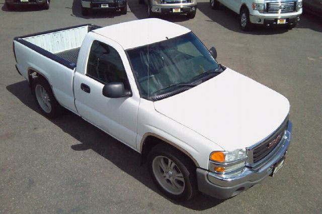 GMC Sierra 1500 2005 photo 3