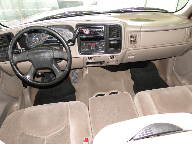 GMC Sierra 1500 2005 photo 2