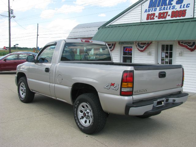 GMC Sierra 1500 2005 photo 2