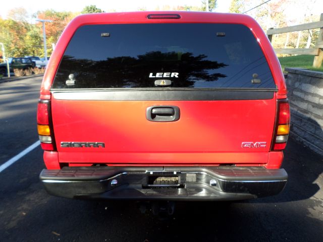 GMC Sierra 1500 2005 photo 1