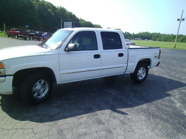 GMC Sierra 1500 2005 photo 1