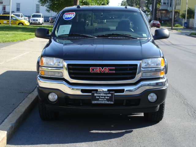 GMC Sierra 1500 2005 photo 1