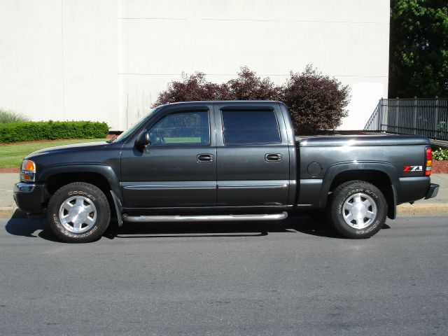 GMC Sierra 1500 2005 photo 2