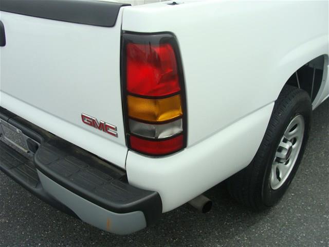 GMC Sierra 1500 2005 photo 16