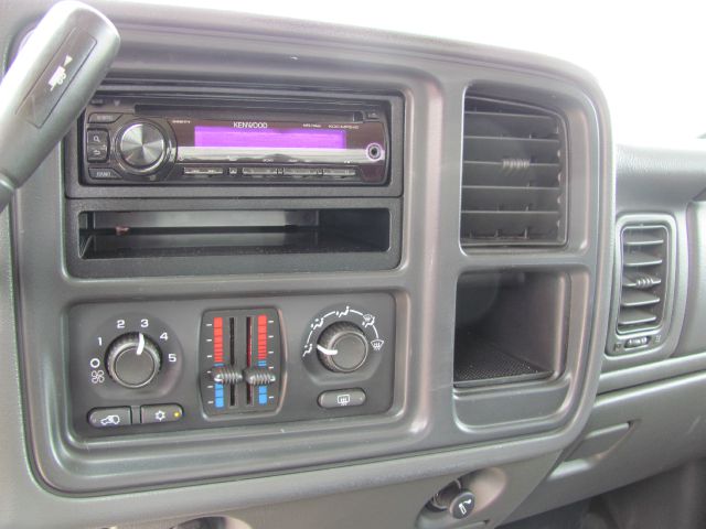 GMC Sierra 1500 2005 photo 12